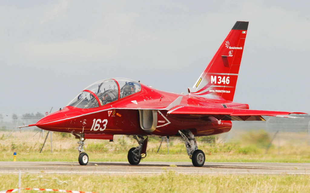 M346 in the markings of Alénia Aermarchetti  M346 in the markings of Alénia Aermarchetti